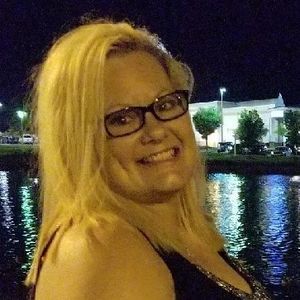 Meet your Posher, Deb